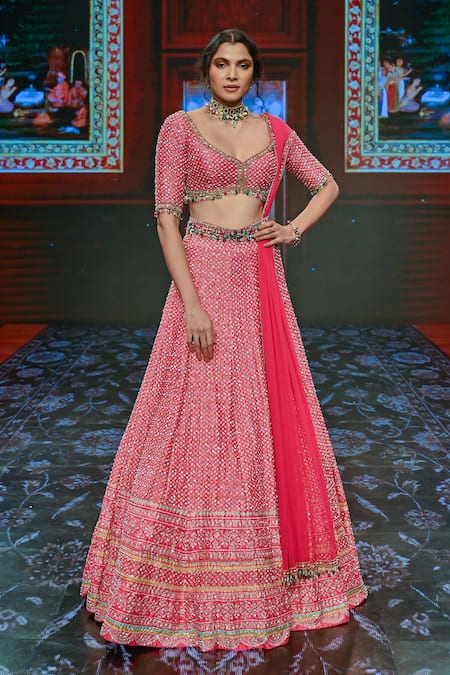 Buy Peach Pink Embroidered 12 Kali Bridal Lehenga With Embroidered Belt In  Raw Silk KALKI Fashion India