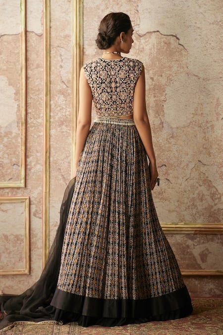 Ridhi Mehra Ikat Print Lehenga Set 
