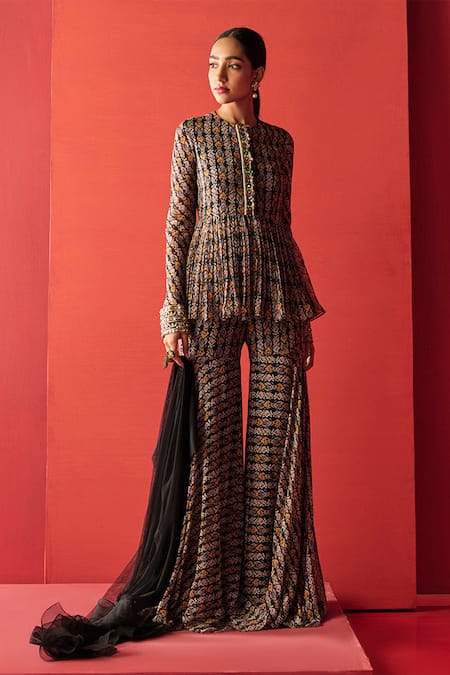Ridhi Mehra Ikat Print Kurta Set 