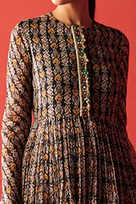 Ridhi Mehra Ikat Print Kurta Set 