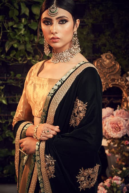 Ranian Gold Velvet, Tissue Lehenga Set With Green Dupatta Online at Aza Fashions Ranian_Gold Velvet, Tissue Lehenga Set With Green Dupatta _Online_at_Aza_Fashions
