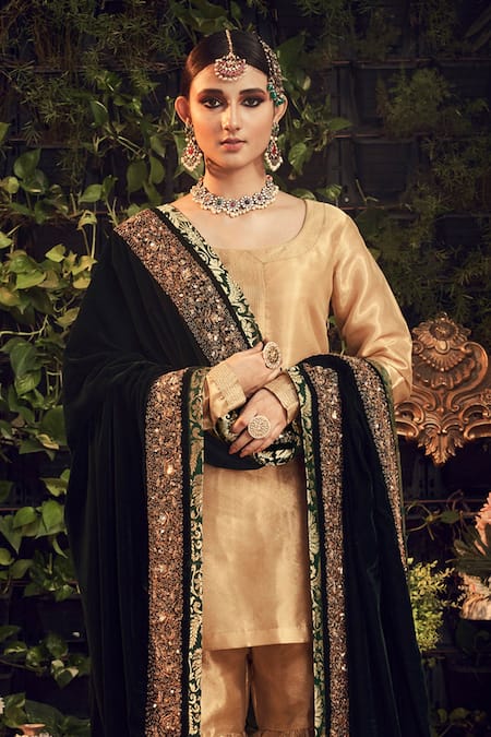 Buy_Ranian_Gold Velvet, Tissue Kurta Set With Green Dupatta _Online_at_Aza_Fashions