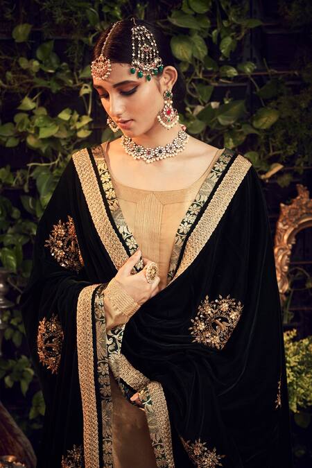 Buy_Ranian_Gold Velvet, Tissue Kurta Set With Green Dupatta _Online_at_Aza_Fashions