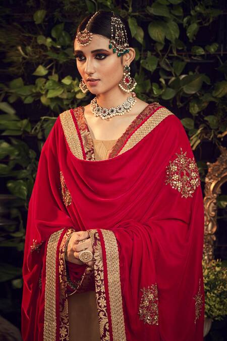 Shop_Ranian_Gold Velvet, Tissue Kurta Set With Crimson Dupatta _Online_at_Aza_Fashions