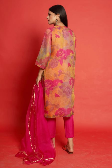 Shop Priti Prashant Pink Sheer Silk And Organza Floral Print & Sequin Notched Rose Kurta Pant Set at Aza Fashions Shop_Priti Prashant_Pink Sheer Silk And Organza Floral Print & Sequin Notched Rose Kurta Pant Set _at_Aza_Fashions