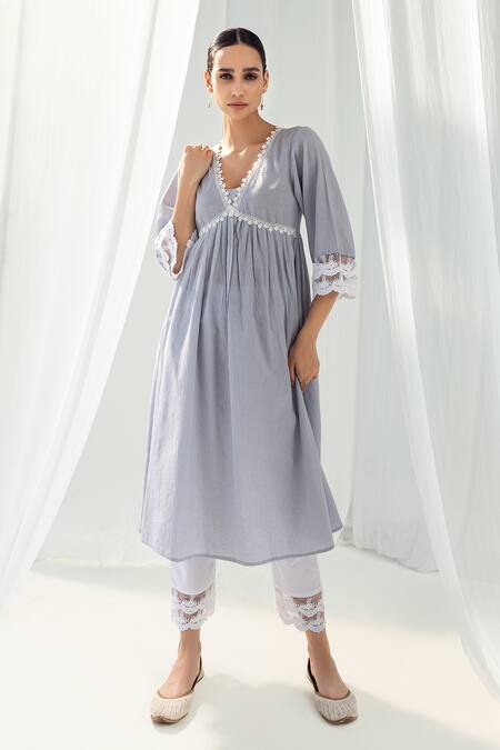 Roze Purple Cotton, Chiffon Lace, Embroidery V-neck Aura A-line Pleated Anarkali Set Online at Aza Fashions Roze_Purple Cotton, Chiffon Lace, Embroidery V-neck Aura A-line Pleated Anarkali Set _Online_at_Aza_Fashions