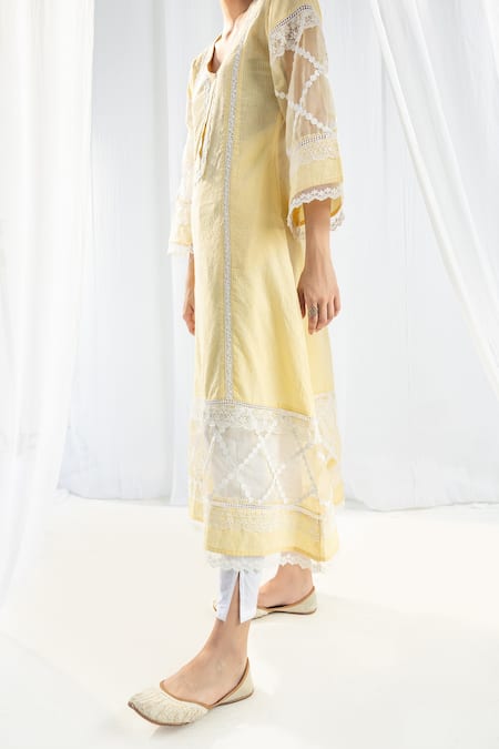 Buy Roze Yellow Cotton, Organza Lace V-neck Embellished Kurta Set Online at Aza Fashions Buy_Roze_Yellow Cotton, Organza Lace V-neck Embellished Kurta Set _Online_at_Aza_Fashions
