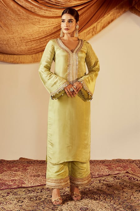 Roze Green Dupatta Original Mukaish Organza, Soft Shimmer Sakina Kurta Pant Set Online at Aza Fashions Roze_Green Dupatta Original Mukaish Organza, Soft Shimmer Sakina Kurta Pant Set _Online_at_Aza_Fashions