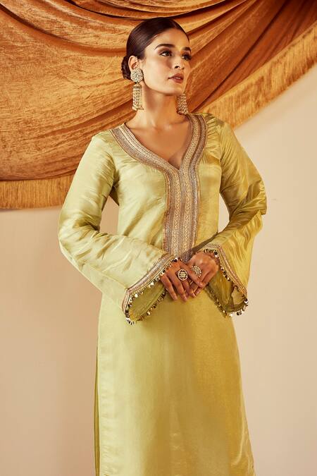 Shop Roze Green Dupatta Original Mukaish Organza, Soft Shimmer Sakina Kurta Pant Set Online at Aza Fashions Shop_Roze_Green Dupatta Original Mukaish Organza, Soft Shimmer Sakina Kurta Pant Set _Online_at_Aza_Fashions