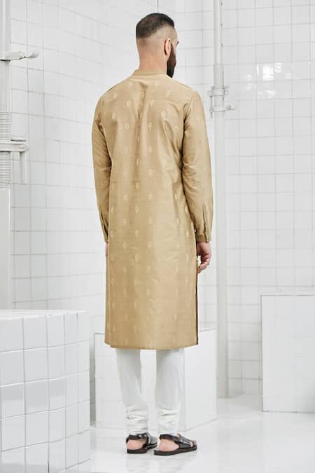 Rajesh Pratap Singh Embroidered Kurta Set 