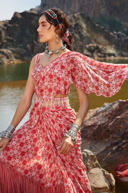Buy_Awigna_Peach Georgette Sweetheart Neck Printed Pre-draped Saree With Blouse_Online_at_Aza_Fashions
