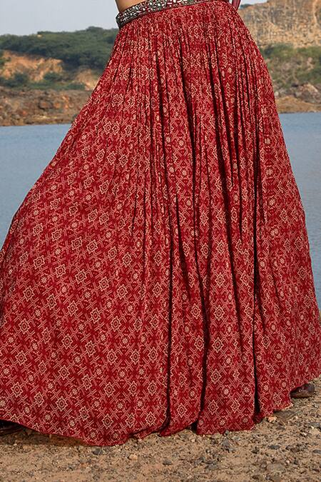 Buy_Awigna_Red Organza, Georgette, Soft Net V Neck Printed Bridal Lehenga Set And Blouse_Online_at_Aza_Fashions
