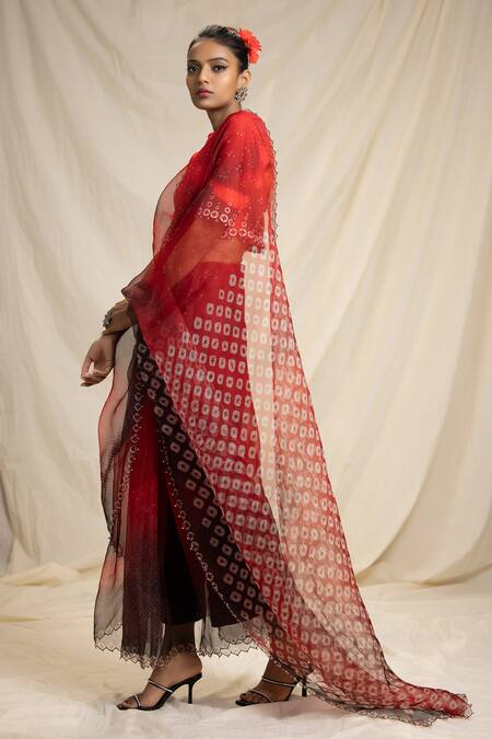 Shop Rajdeep Ranawat Red Lycra, Shantoon, Organza Silk Round Bandhani Print Saree at Aza Fashions Shop_Rajdeep Ranawat_Red Lycra, Shantoon, Organza Silk Round Bandhani Print Saree_at_Aza_Fashions
