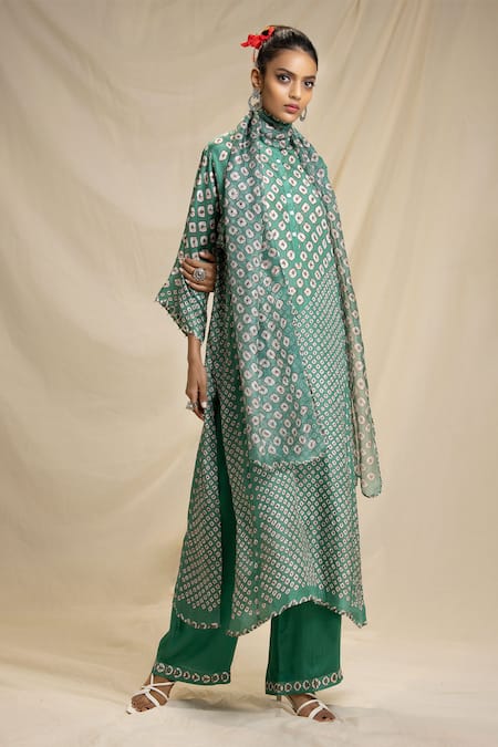 Rajdeep Ranawat Green Silk Round Bandhani Print Kurta Set  