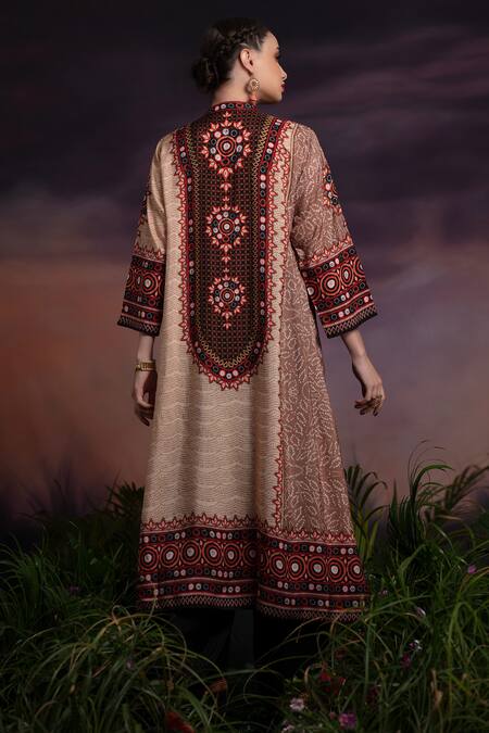 Shop Rajdeep Ranawat Beige Silk Zeynep Printed Tunic at Aza Fashions Shop_Rajdeep Ranawat_Beige Silk Zeynep Printed Tunic_at_Aza_Fashions
