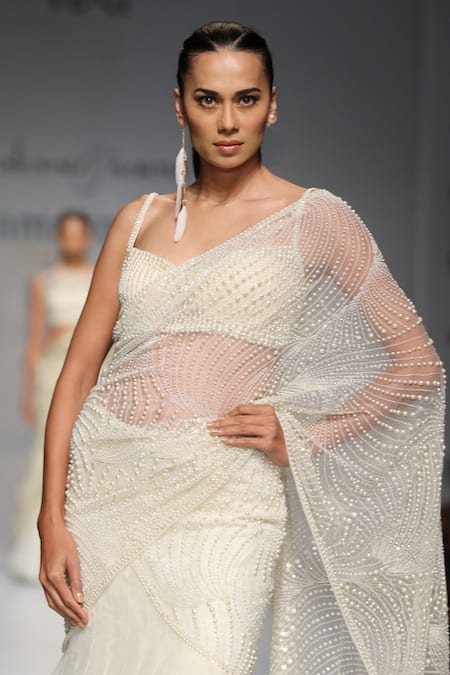 Rabani & Rakha_White Net Sweetheart Neck Pearl Draped Lehenga Saree Set _Online_at_Aza_Fashions