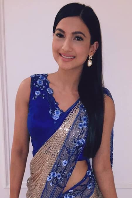 Rabani & Rakha_Blue Mesh V Neck Saree With Blouse _Online_at_Aza_Fashions