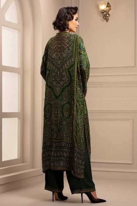 Shop Rajdeep Ranawat Green Silk Mandarin Collar Kurta And Pant Set at Aza Fashions Shop_Rajdeep Ranawat_Green Silk Mandarin Collar Kurta And Pant Set_at_Aza_Fashions