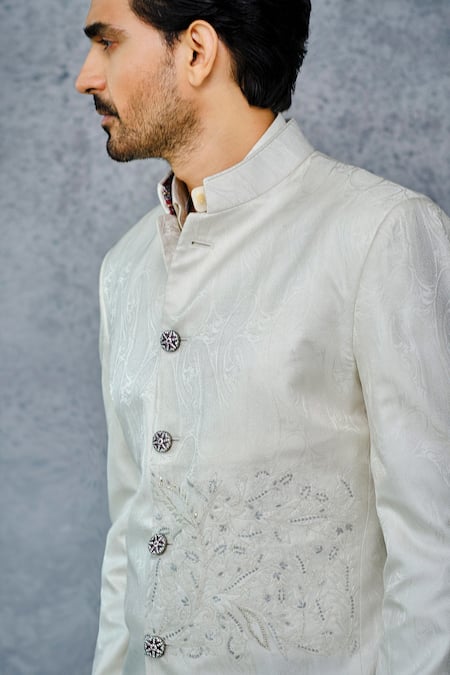 Raghavendra Rathore Jodhpur_White Tanchoi Thread And Sequin Placement Embroidered Bandhgala _at_Aza_Fashions