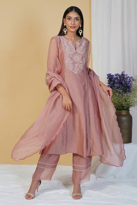 Buy Radhika & Raghav Pink Silk Chanderi And Organza Sequin Notched Kurta Pant Set Online at Aza Fashions Buy_Radhika & Raghav_Pink Silk Chanderi And Organza Sequin Notched Kurta Pant Set_Online_at_Aza_Fashions