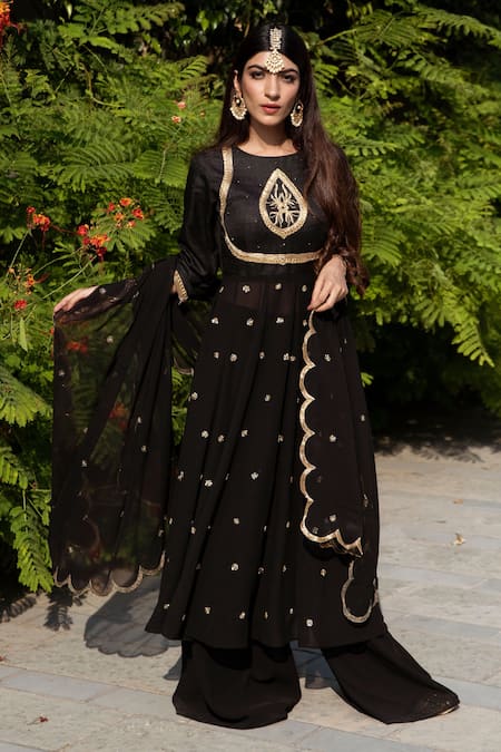 Rashika Sharma Embroidered Flared Kurta Set 