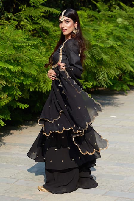 Rashika Sharma Black Kurta Handloom Silk And Georgette Dupatta And Embroidered Flared Set Online at Aza Fashions Rashika Sharma_Black Kurta Handloom Silk And Georgette Dupatta And Embroidered Flared Set _Online_at_Aza_Fashions