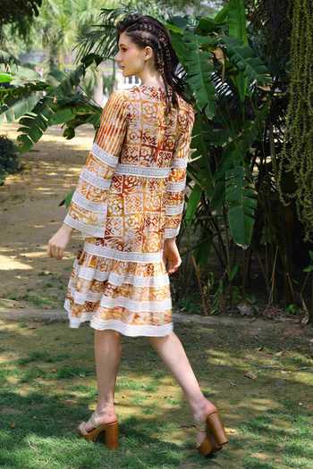 Shop Reynu Taandon White Crepe Floral, Striped V Neck Tie And Dye Dress at Aza Fashions Shop_Reynu Taandon_White Crepe Floral, Striped V Neck Tie And Dye Dress_at_Aza_Fashions