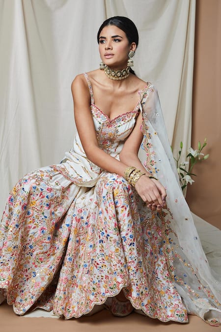 Buy_Tamanna Punjabi Kapoor_Ivory Chanderi, Organza Lining Cotton Gota, Embroidered Kurta Gharara Set _Online_at_Aza_Fashions