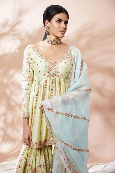 Buy_Tamanna Punjabi Kapoor_Green Chanderi, Organza Lining Cotton Gota, Resham, Peplum Kurta Gharara Set _Online_at_Aza_Fashions