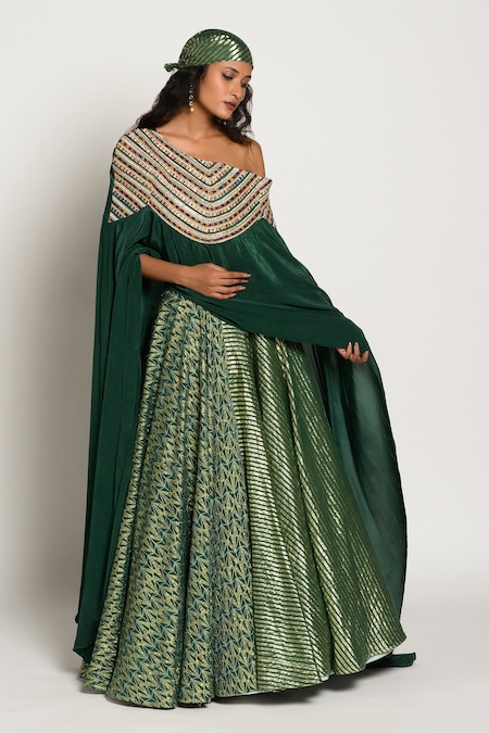 Rishi & Vibhuti Green Crepe Embroidery Asymmetric Draped Cape And Skirt Set 