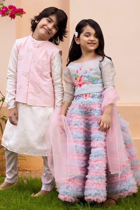 Panchhi by Kanupriya Tibrewala Pearl Embellished Bundi & Kurta Set 
