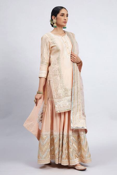 Sheetal Batra_Peach Kurta And Gharara Chanderi Banarasi Dupatta Erina Set_Online_at_Aza_Fashions