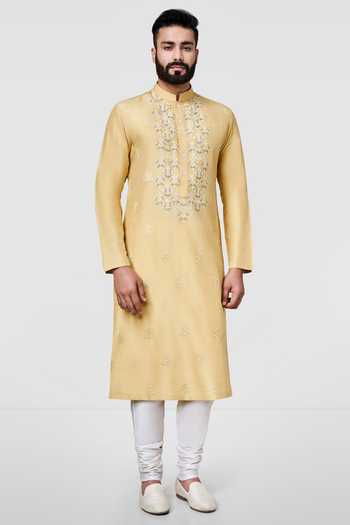 Anita Dongre Yellow 100% Silk Sudhir Kurta Online at Aza Fashions Anita Dongre_Yellow 100% Silk Sudhir Kurta _Online_at_Aza_Fashions