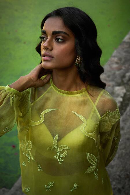 Buy_Anita Dongre_Green Soaring Storks Set_Online_at_Aza_Fashions