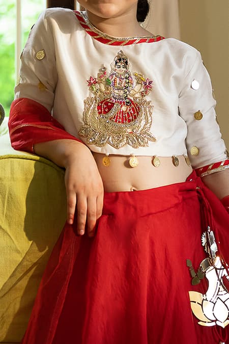Panchhi By Kanupriya Tibrewala Embroidered Blouse & Lehenga Set 