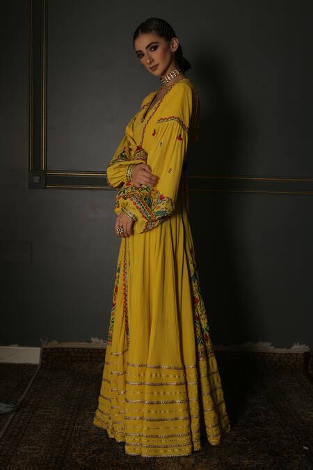 Aditi Gupta_Yellow Anarkali Georgette Dupatta Textured Pure Silk Backless With Crushed _Online_at_Aza_Fashions
