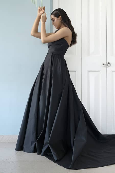 Sleeveless Satin Slip Gown by RASARIO for Preorder on Moda Operandi | Silk  prom dress, Backless prom dresses, Backless dress formal