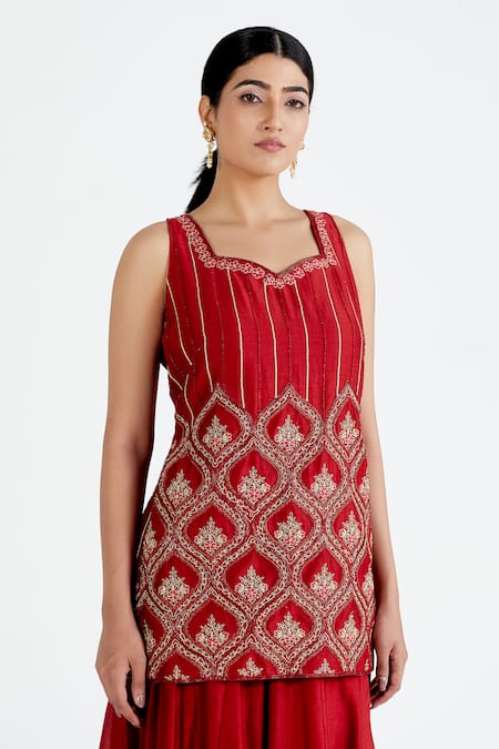Megha Bansal_Red Organza, Chanderi V Neck Kurta Lehenga Set_at_Aza_Fashions
