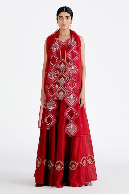 Shop Megha Bansal Red Organza, Chanderi Pearl, Shabnam Embroidered Kurta Lehenga Set at Aza Fashions Shop_Megha Bansal_Red Organza, Chanderi Pearl, Shabnam Embroidered Kurta Lehenga Set _at_Aza_Fashions