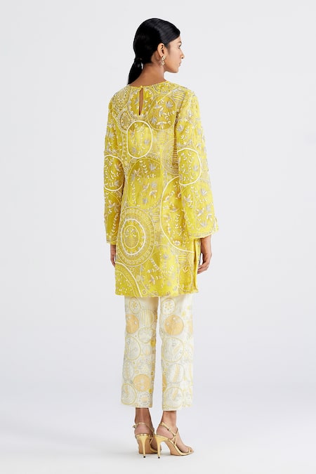 Megha Bansal Yellow Organza, Chanderi Noor Vrit Embroidered Kurta And Pant Set Online at Aza Fashions Megha Bansal_Yellow Organza, Chanderi Noor Vrit Embroidered Kurta And Pant Set _Online_at_Aza_Fashions