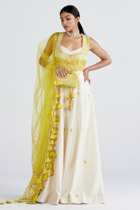 Buy Megha Bansal White Organza, Maharani Net, Zainaab Embroidered Anarkali With Dupatta Online at Aza Fashions Buy_Megha Bansal_White Organza, Maharani Net, Zainaab Embroidered Anarkali With Dupatta _Online_at_Aza_Fashions