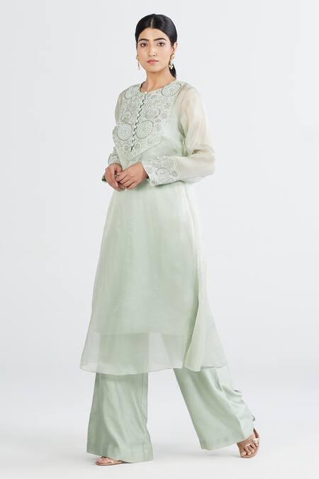 Shop Megha Bansal Green Organza, Chanderi Floral, Indrani Hand Embroidered Kurta Set Online at Aza Fashions Shop_Megha Bansal_Green Organza, Chanderi Floral, Indrani Hand Embroidered Kurta Set _Online_at_Aza_Fashions