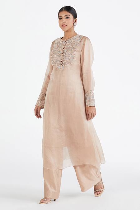 Shop Megha Bansal Pink Organza, Chanderi Floral, Indrani Hand Embroidered Kurta Set at Aza Fashions Shop_Megha Bansal_Pink Organza, Chanderi Floral, Indrani Hand Embroidered Kurta Set _at_Aza_Fashions