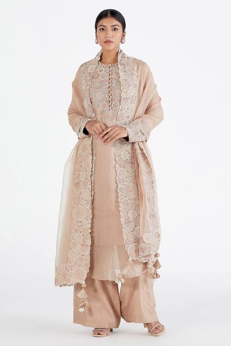 Buy Megha Bansal Pink Organza, Chanderi Floral, Indrani Hand Embroidered Kurta Set Online at Aza Fashions Buy_Megha Bansal_Pink Organza, Chanderi Floral, Indrani Hand Embroidered Kurta Set _Online_at_Aza_Fashions