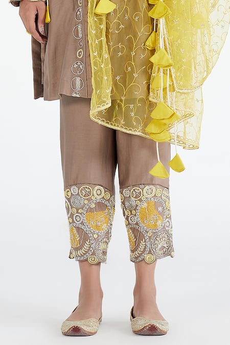 Megha Bansal Grey Organza, Chanderi Floral, Stripes Runa Vrit Embroidered Kurta Set at Aza Fashions Megha Bansal_Grey Organza, Chanderi Floral, Stripes Runa Vrit Embroidered Kurta Set _at_Aza_Fashions