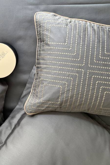 Sadyaska_Grey 100% Cotton Embroidered Cubicle Pattern Bedsheet Set_Online_at_Aza_Fashions