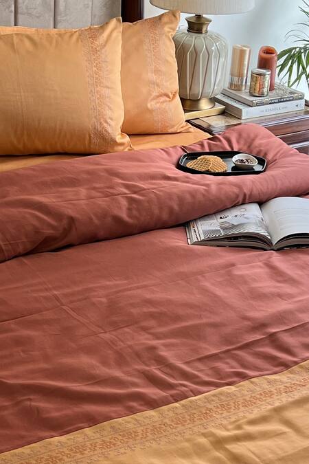 Buy_Sadyaska_Yellow 100% Cotton Delight Pattern Duvet Cover_Online_at_Aza_Fashions