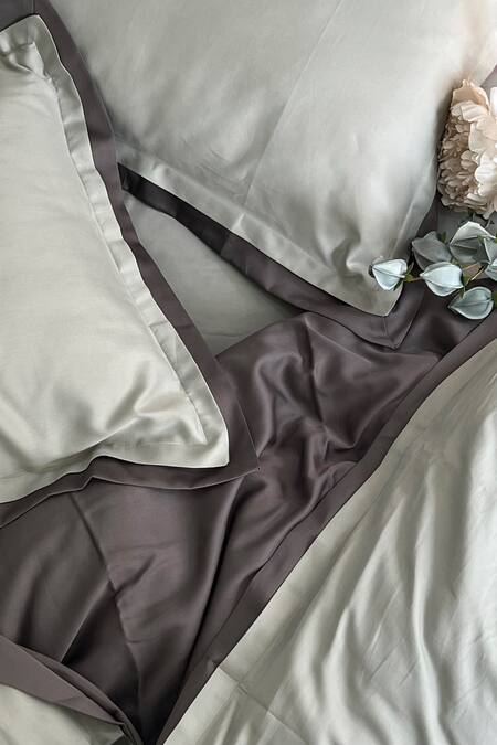 Buy_Sadyaska_Green 100% Cotton Duplex Pastel Duvet Cover_Online_at_Aza_Fashions