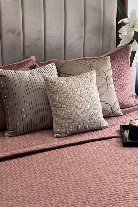Sadyaska_Pink Fabric Velvet Filling 100% Polyester Quilted Bedspread Set_Online_at_Aza_Fashions