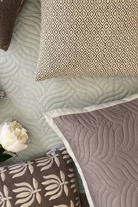 Sadyaska_Grey Fabric Cvc And Filling 100% Polyester Quilted Reversible Bedspread Set_Online_at_Aza_Fashions